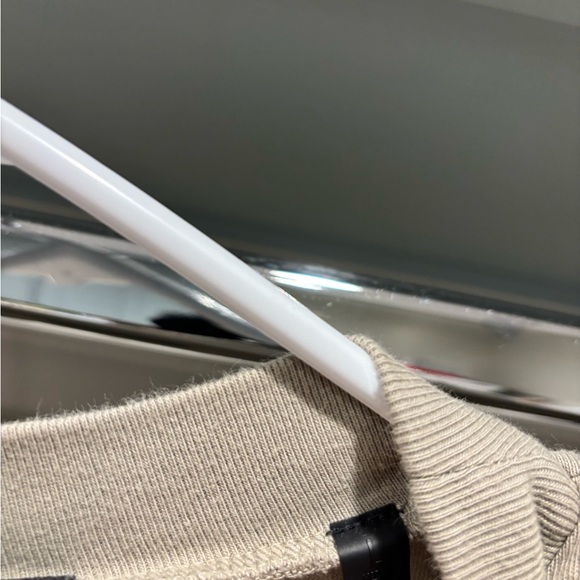 Fear of God Essentials Tee Size L - Picture 5 of 8